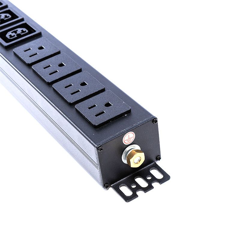 16 Outlets IEC C13 C19 & US Sockets 1.5U Liquid Magnetic Circuit Breaker Vertical TCP/IP smart Rack PDU