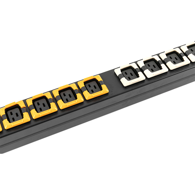 3-Phase 18-Outlet C19 Vertical Breaker Switched Rack Pdu