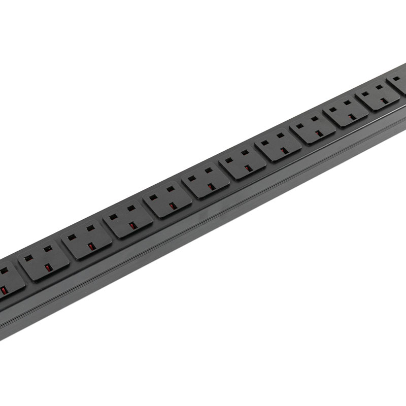 XIX-Outlet Britanniae Vertical Testimonium Breaker Switched Rack Pdu